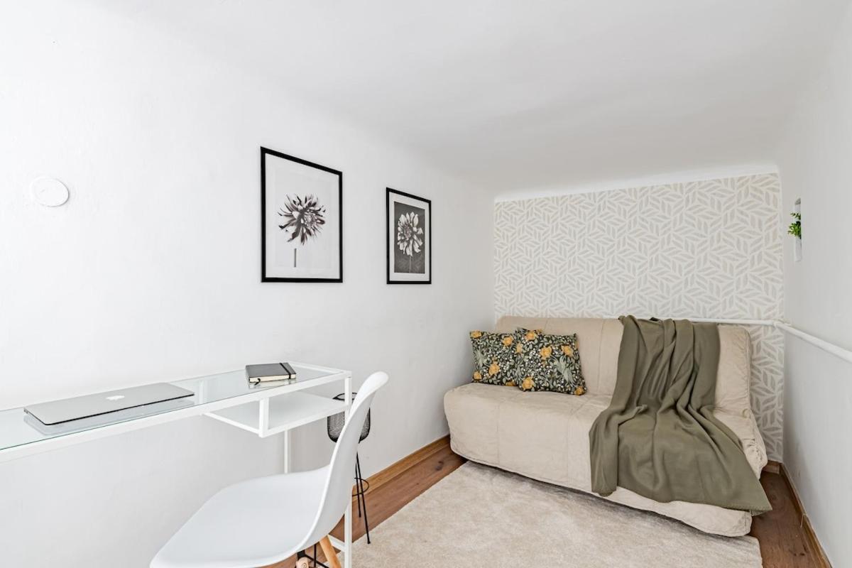 Anita's Apartment- Cosy In The Heart Of Budapest